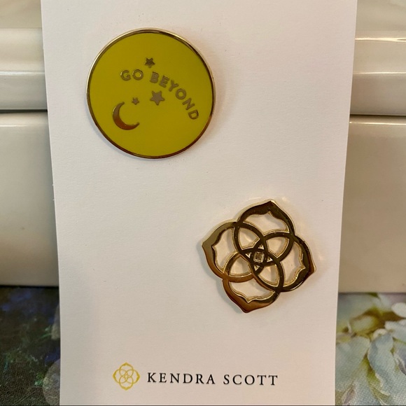 Kendra Scott Go Beyond & Logo pins - Picture 5 of 5